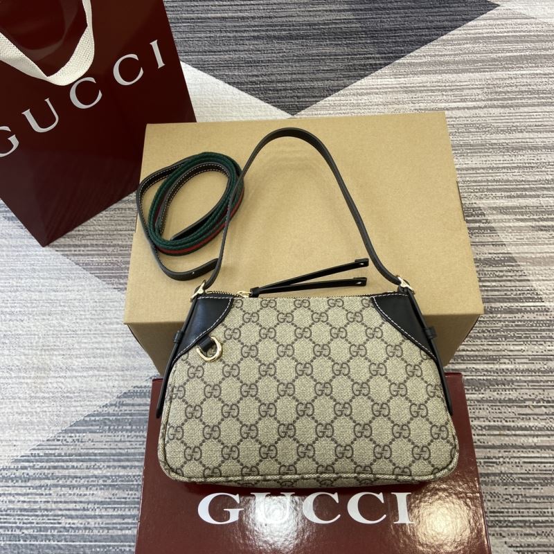 Gvc*1 tote bags